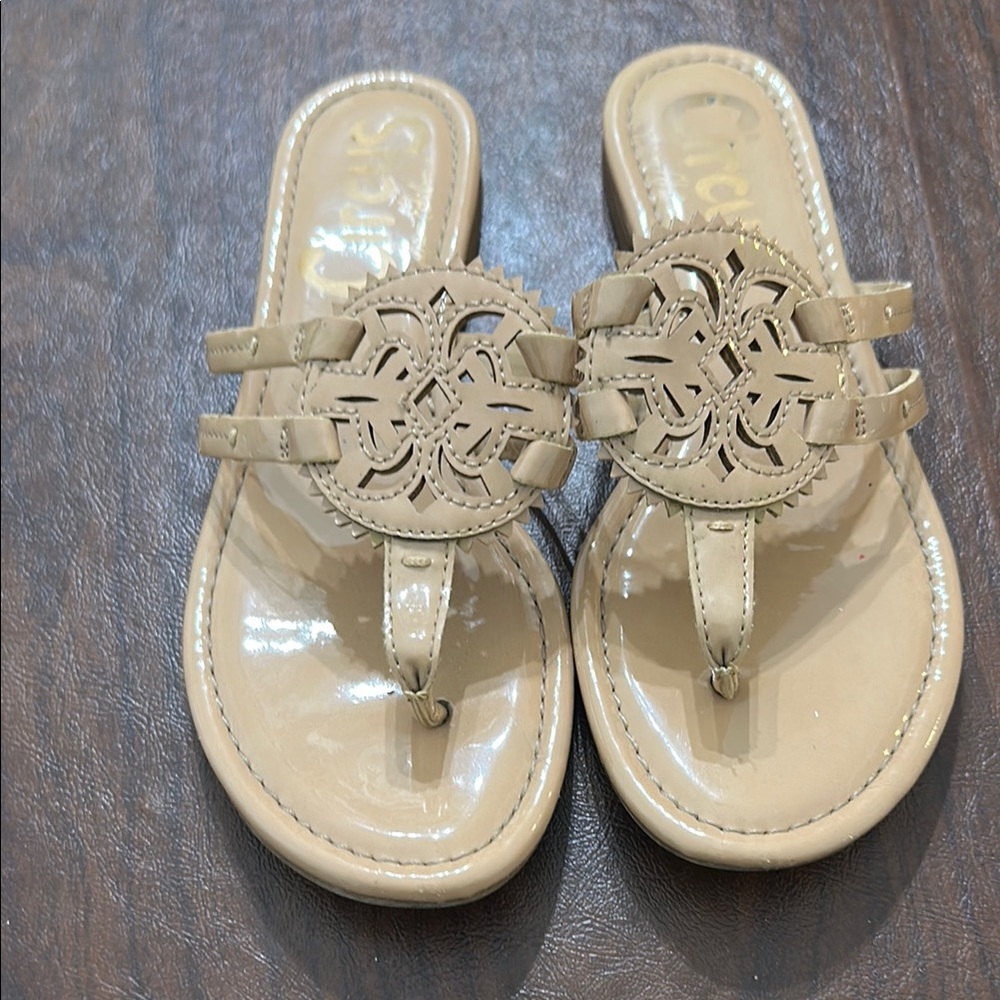 Circus by Sam Edelman Tan Sandals with Medallion Design